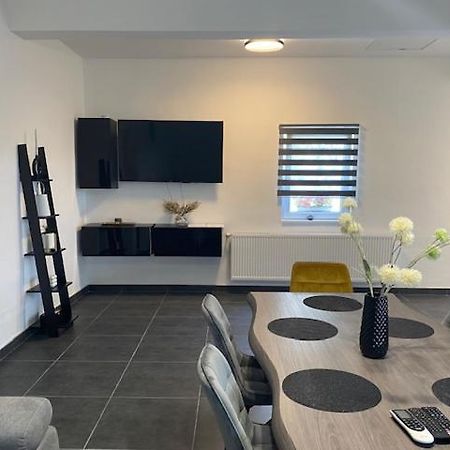 Dora Vendeghaz Apartment Letenye Bagian luar foto