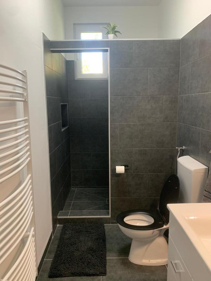 Dora Vendeghaz Apartment Letenye Bagian luar foto